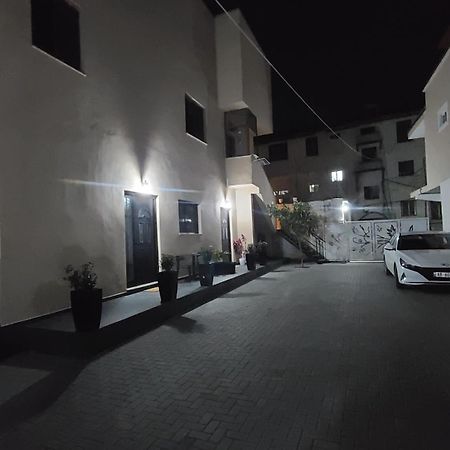 Guest House Tian & Hojz دراس المظهر الخارجي الصورة